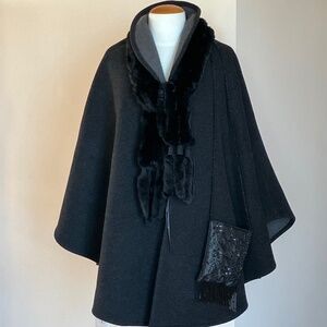 CASHMERE AND WOOL GREY CAPE ITALIAN FABRIC AND BLACK MINI CROSSBODY BAG